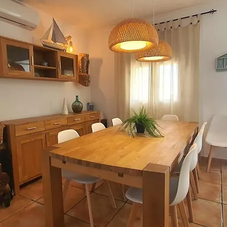Ferienhaus Sanchez Y Laserna Amplia Casa En Denia Cerca Del Mar Y La Montana