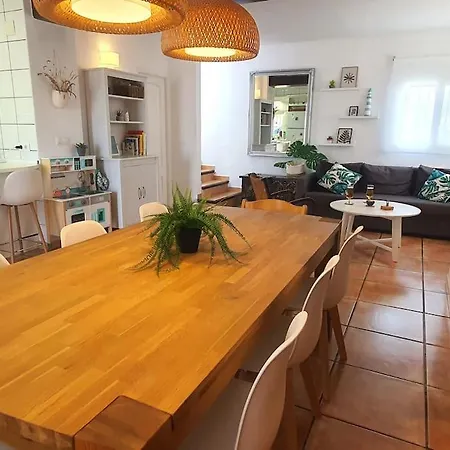 Sanchez Y Laserna Amplia Casa En Denia Cerca Del Mar Y La Montana Ferienhaus